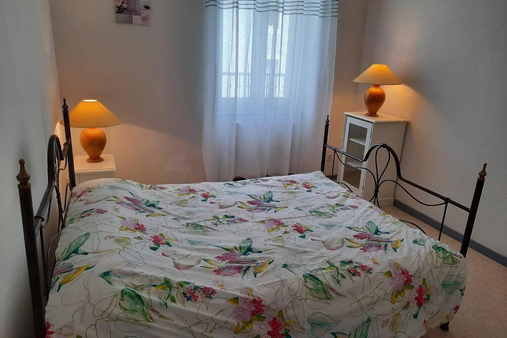 Saint Fortunat Sur Eyrieux : Gite 4 A 6 Personnes エクステリア 写真