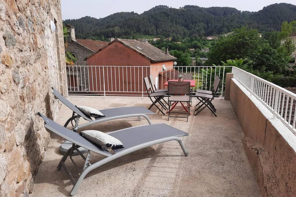 Saint Fortunat Sur Eyrieux : Gite 4 A 6 Personnes エクステリア 写真